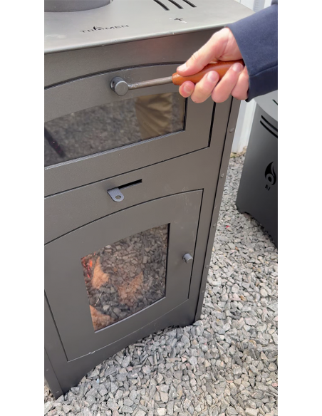 CALEFACTOR AUSTRAL CON HORNO 15.000 KCAL TROMEN