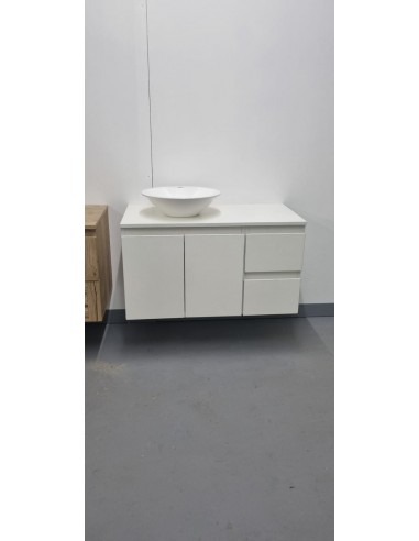 VANITORY 90CM UÑERO DE COLGAR DOS PUERTAS Y DOS CAJONES COLOR BLANCO V90UB
